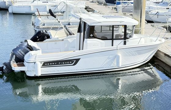 Motorboat Jeanneau Merry Fisher Marlin 695 150hp