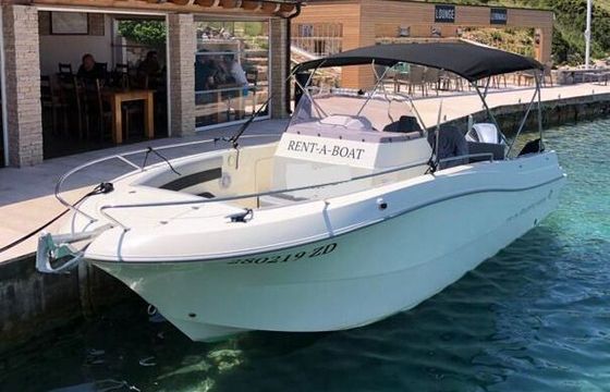 Motorboat Atlantic Marine 750 Open 250hp