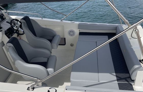 Motorboat Atlantic Marine 750 Open 250hp
