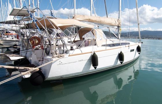 Sailboat JEANNEAU SUN ODYSEY 349 10.34m