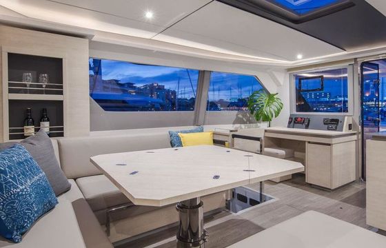 Catamaran Moorings 5000 15m