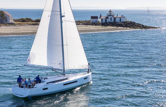 Sailboat Jeanneau Sun Odyssey 490 14.8m