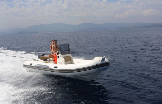 Boat without licence  Capelli Capelli Tempest 570 - CON TENDALINO 40hp
