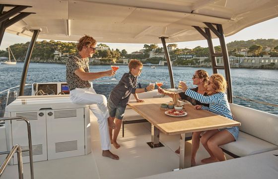 Catamaran Jeanneau m48 15m
