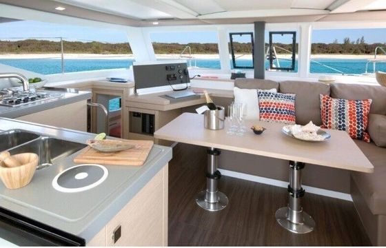 Catamaran Fountaine Pajot Fountaine Pajot Lucia 40 - 3 cab. 11.73m