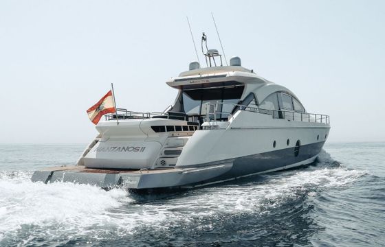 Motor yacht Aicon 72 SL | GADEA 2900hp