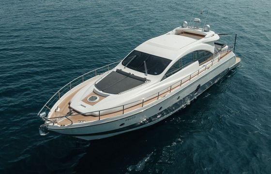 Motor yacht Aicon 72 SL | GADEA 2900hp