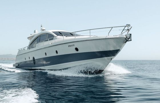 Motor yacht Aicon 72 SL | GADEA 2900hp