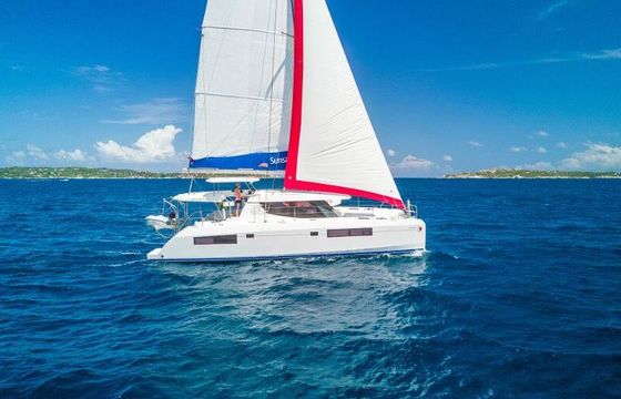 Catamaran Sunsail 454L 13.72m