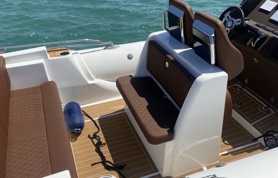 RIB Shearwater 8.90s 300hp