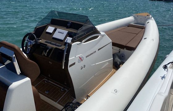 RIB Shearwater 8.90s 300hp