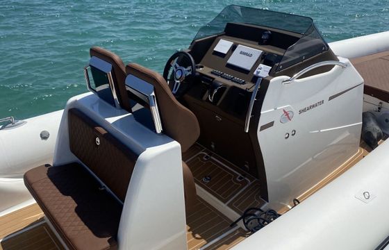 RIB Shearwater 8.90s 300hp