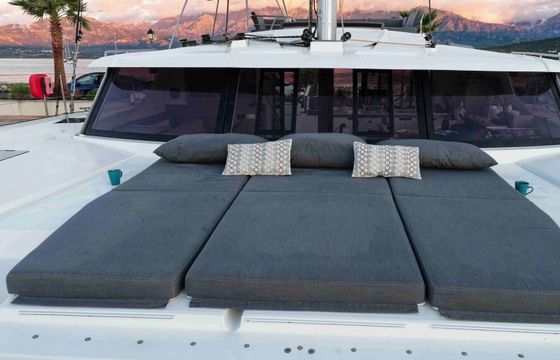Catamaran Fountaine Pajot Tanna 47 13.9m