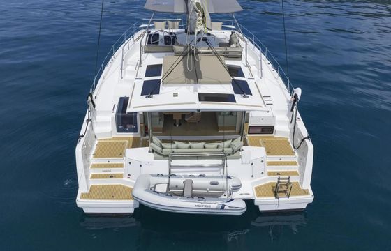Catamaran Catana Group Bali 4.6 - 5 + 1 cab. 14m