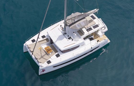 Catamaran Catana Group Bali 4.6 - 5 + 1 cab. 14m