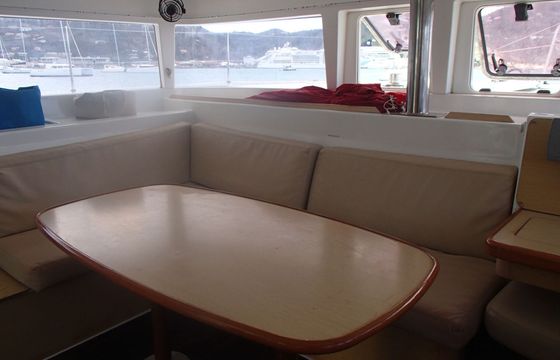 Catamaran Lagoon 400 12m