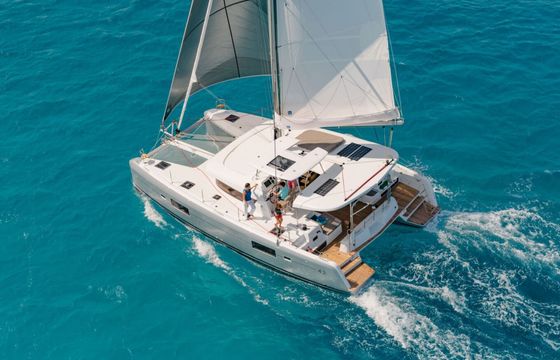 Catamaran Lagoon 42 12m