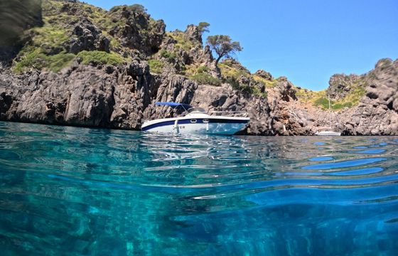 Motorboat Saver 750 Wa 250hp