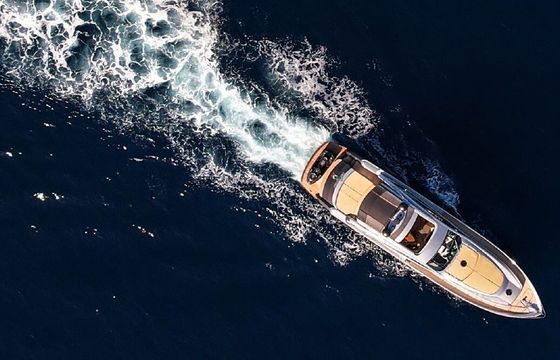 Motor yacht PERSHING 76 4060hp