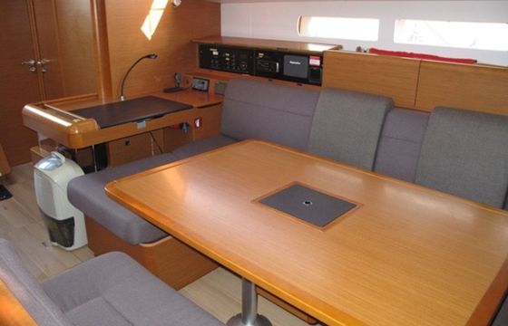 Sailboat Sun Odyssey 509 15m