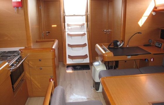 Sailboat Sun Odyssey 509 15m