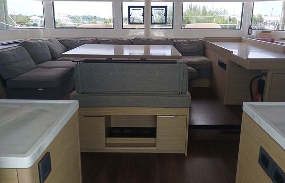 Catamaran Lagoon-Bénéteau Lagoon 51 - 6 cab. 15m