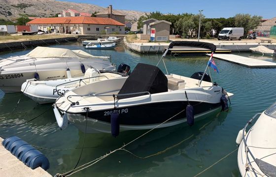 Motorboat Quicksilver Activ 555 Open 115hp
