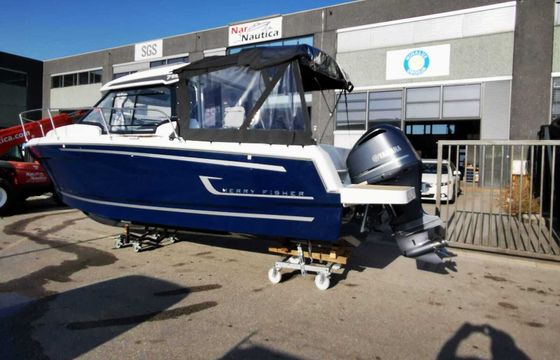 Motorboat Jeanneau Merry Fisher 795 250hp