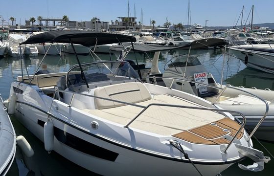Motorboat KARNIC SL652 175hp