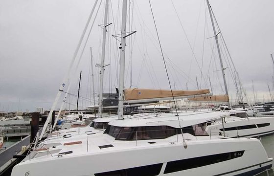 Catamaran Fountaine Pajot Fountaine Pajot New 44 Quatuor - 4 + 2 cab. 13m