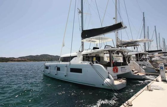 Catamaran Lagoon 46 13m
