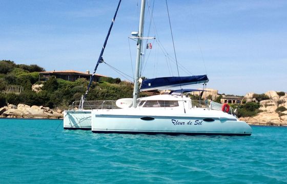 Catamaran FOUNTAINE PAJOT LAVEZZI 40 12m