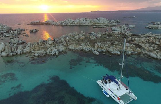 Catamaran FOUNTAINE PAJOT LAVEZZI 40 12m