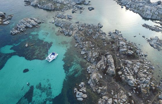 Catamaran FOUNTAINE PAJOT LAVEZZI 40 12m