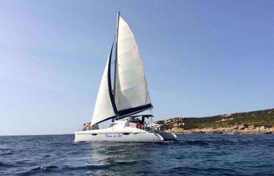 Catamaran FOUNTAINE PAJOT LAVEZZI 40 12m