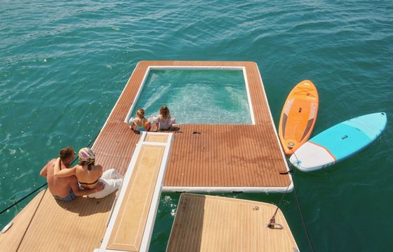 Motor yacht Mochi Mochi 18 1600hp