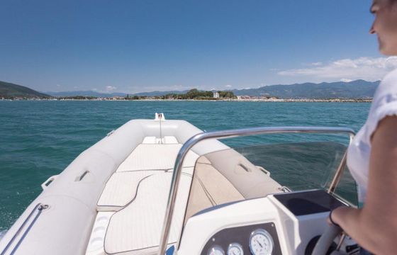 Boat without licence  Zodiac Pro Open 550 40hp