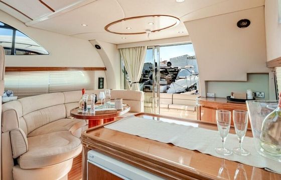 Motorboat Rodman Yachts Flybridge Luxury 820hp
