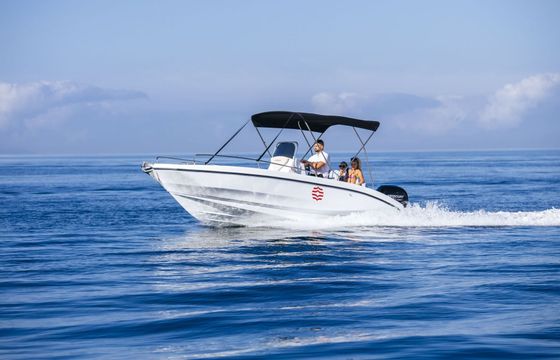 Motorboat Oktogon Venturo 21 150hp