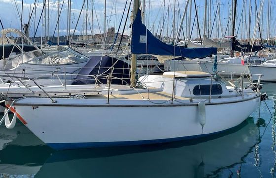 Sailboat Jeanneau Sangria 7.6m
