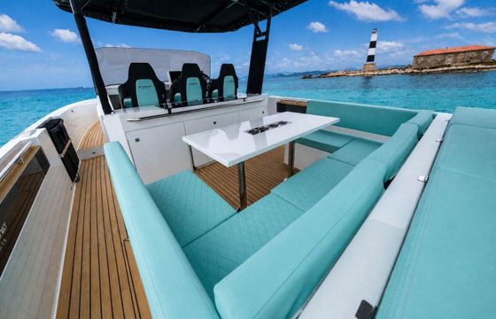 Motor yacht De Antonio D36 300hp