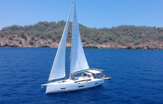 Sailboat Dufour 390 Grand Large 11m