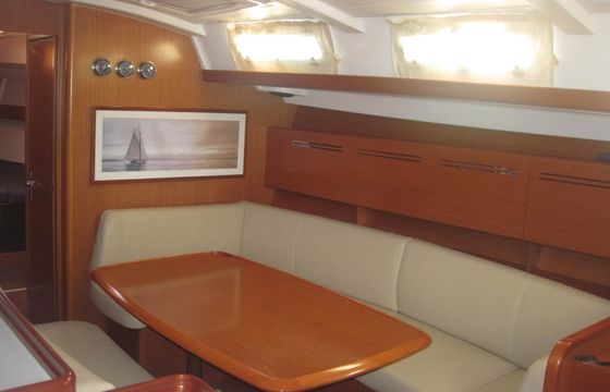 Sailboat Beneteau Cyclades 50.5 17m