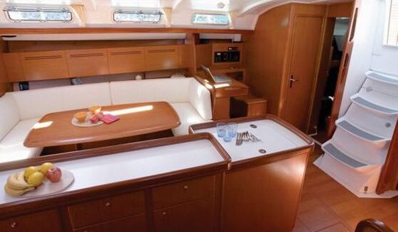 Sailboat Beneteau Cyclades 50.5 17m