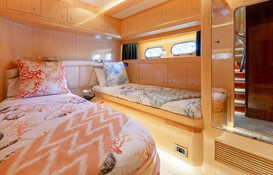 Motor yacht Elegance 78 4000hp