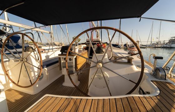 Sailboat Bavaria 44 14m