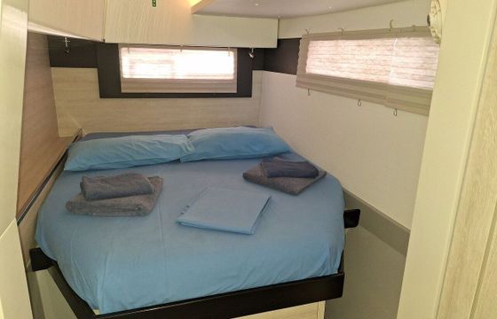 Catamaran ROBERTSON &amp; CAINE LEOPARD 4000 11.99m