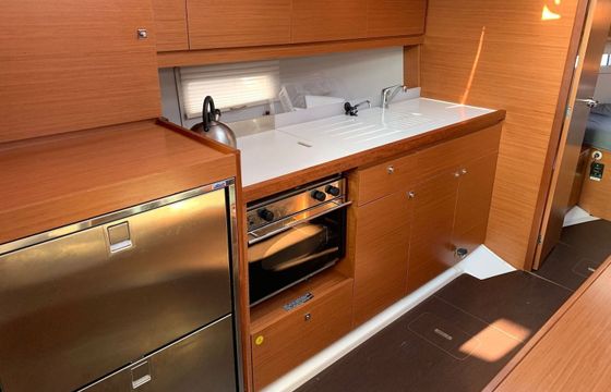 Sailboat Dufour Yachts Dufour 390 11.93m