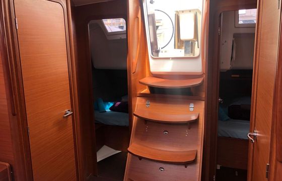 Sailboat Dufour Yachts Dufour 390 11.93m