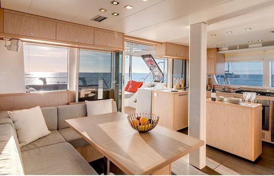 Catamaran LAGOON Lagoon 52 F with watermaker &amp; A/C - PLUS 15.84m